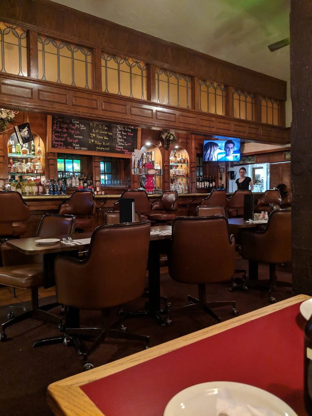 Aracris Greentree Inn Restaurant | restaurant | 1006 Greentree Rd, Pittsburgh, PA 15220, USA | 4129214601 OR +1 412-921-4601