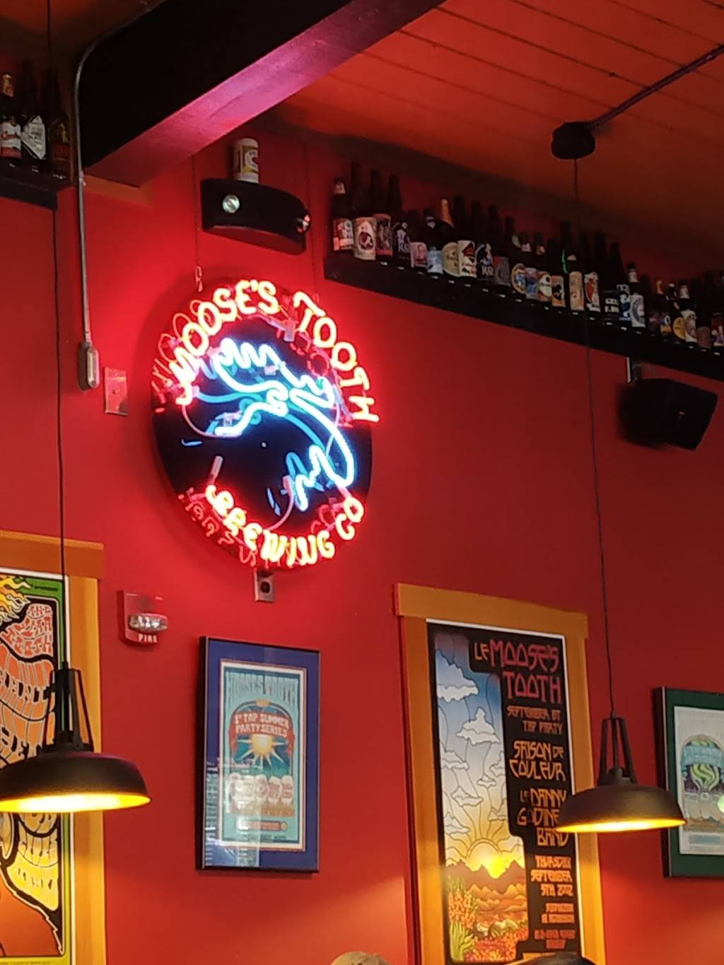 Mooses Tooth Pub & Pizzeria | restaurant | 3300 Old Seward Hwy, Anchorage, AK 99503, USA | 9072582537 OR +1 907-258-2537