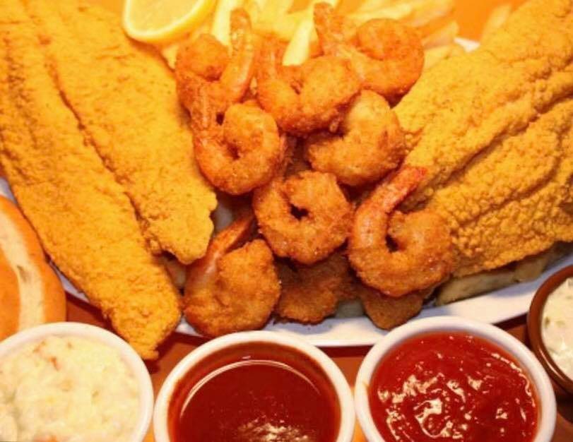 Captain JJ Fish & Chicken | restaurant | 2974 Covington Pike, Memphis, TN 38128, USA | 9013450005 OR +1 901-345-0005