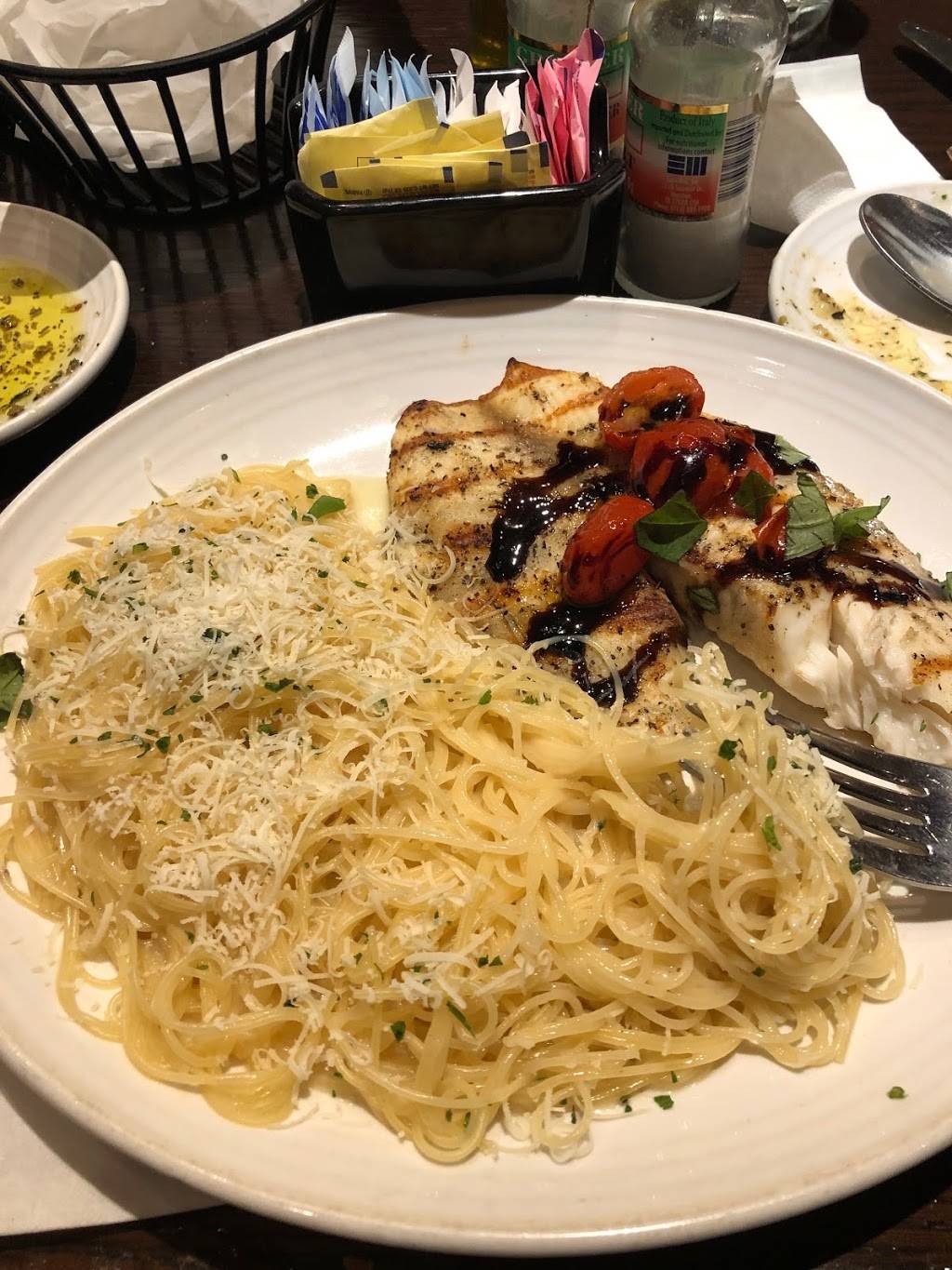 Carrabbas Italian Grill | restaurant | 6501 S Fry Rd Ste 600, Katy, TX 77494, USA | 2816651320 OR +1 281-665-1320