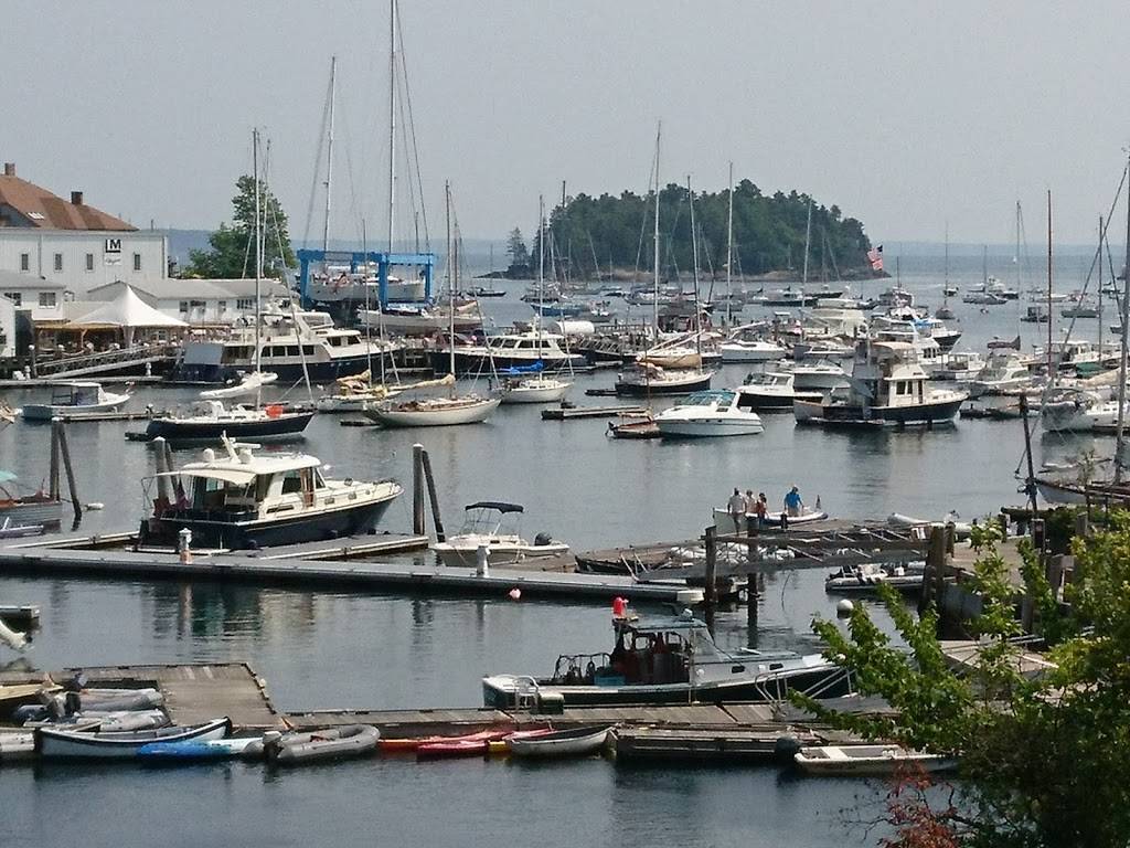 Camden Deli | meal takeaway | 37 Main St, Camden, ME 04843, USA | 2072368343 OR +1 207-236-8343