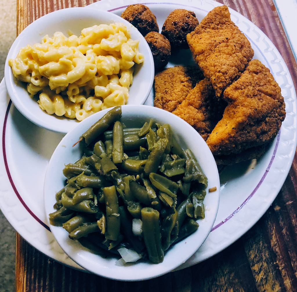 Bucky’s Bistro | restaurant | 1262A Louisville Hwy, Goodlettsville, TN 37072, USA | 6157668170 OR +1 615-766-8170