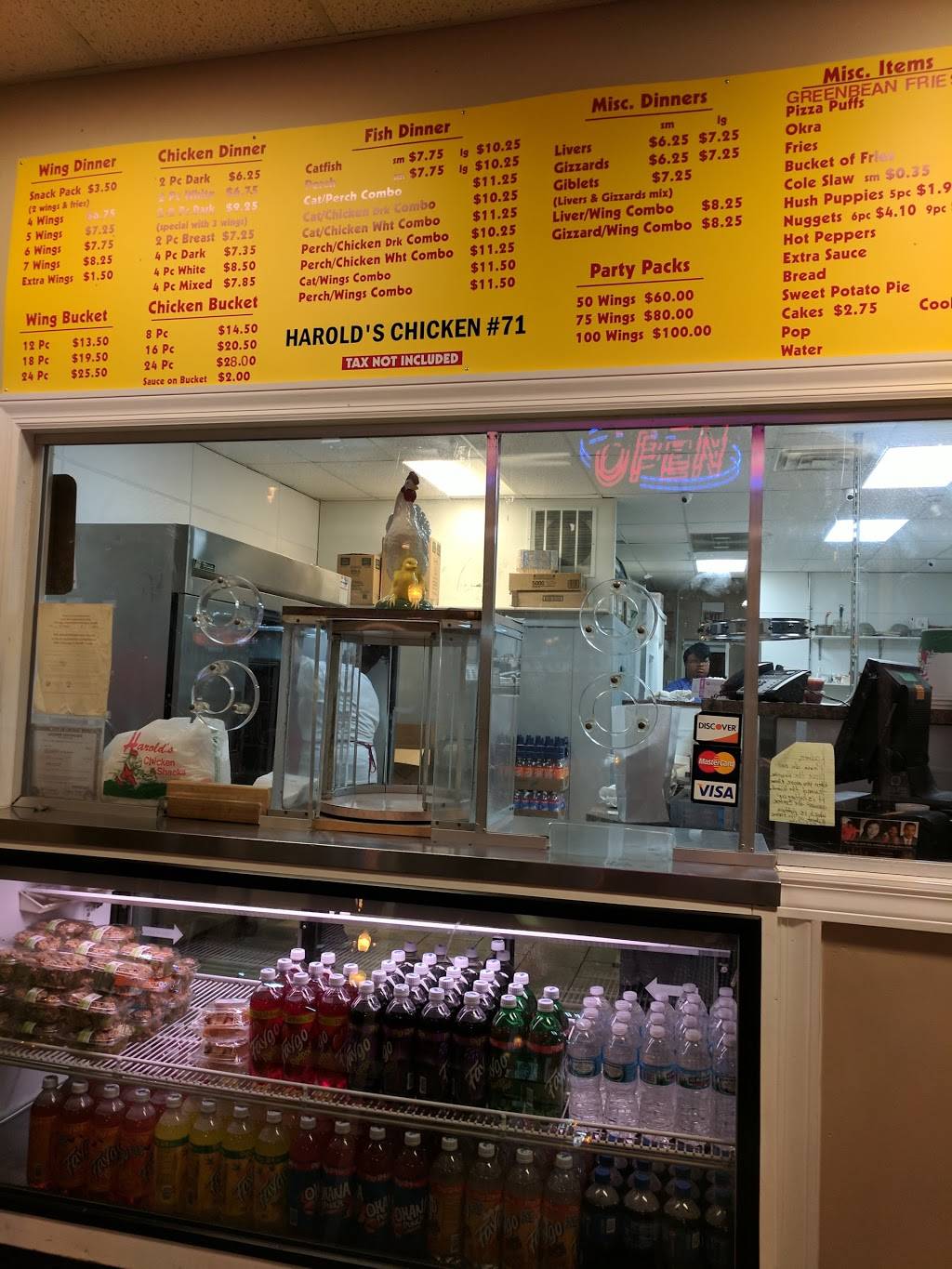 Harolds Chicken Shack | restaurant | 2132 Michigan Avenue, Chicago, IL 60616, USA | 3123265575 OR +1 312-326-5575