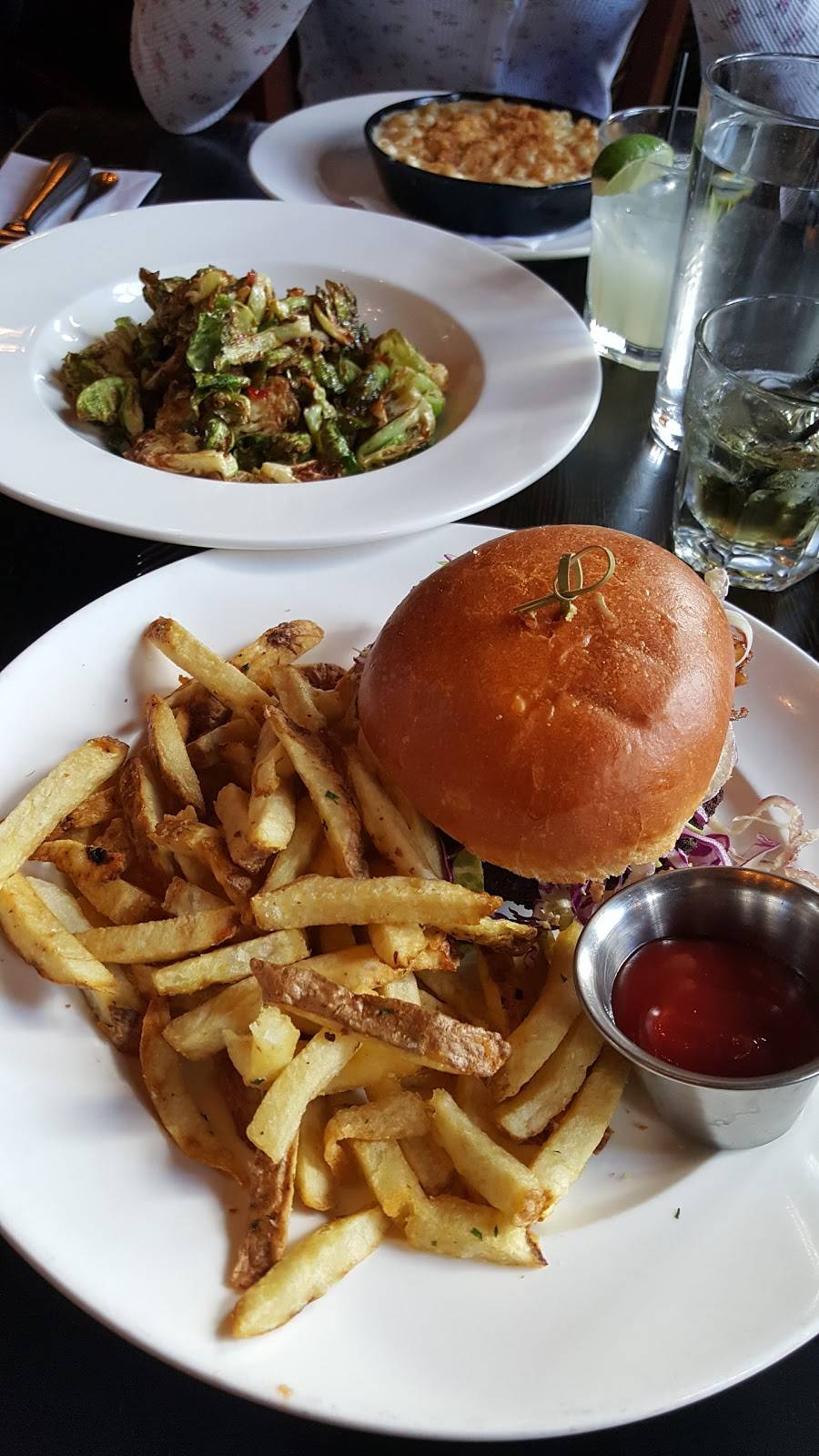 Free House | restaurant | 2700 Bancroft Way, Berkeley, CA 94704, USA | 5106472300 OR +1 510-647-2300