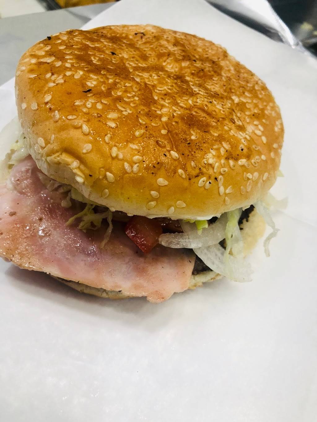 La Trailita | restaurant | 2639 S Damen Ave, Chicago, IL 60608, USA | 7738297132 OR +1 773-829-7132