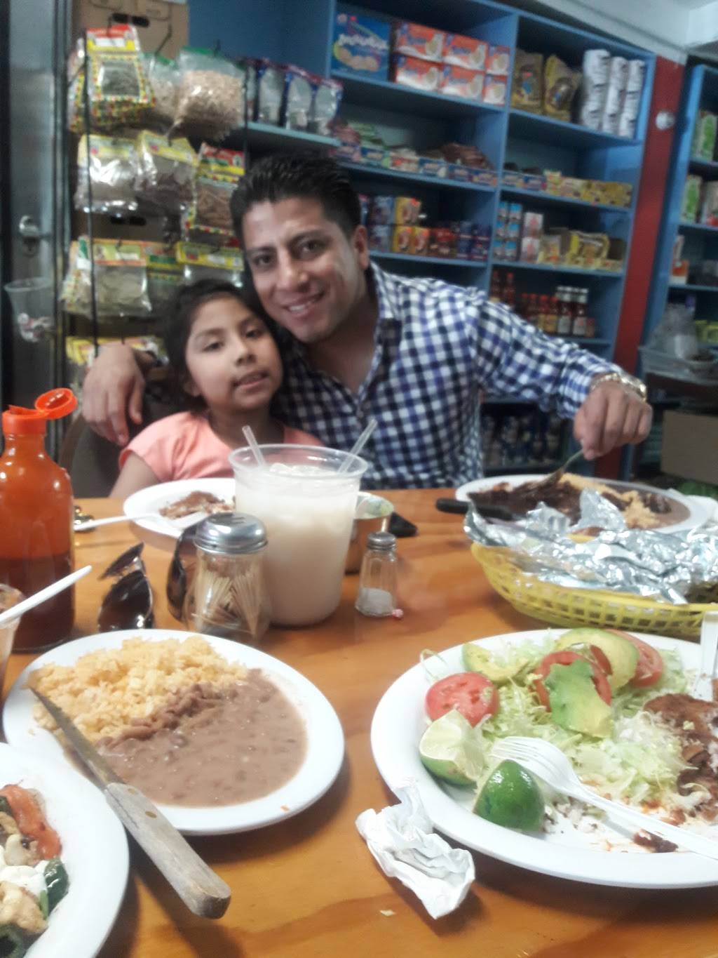 La Canasta | restaurant | 272 Sand Ln, Staten Island, NY 10305, USA | 7184421633 OR +1 718-442-1633