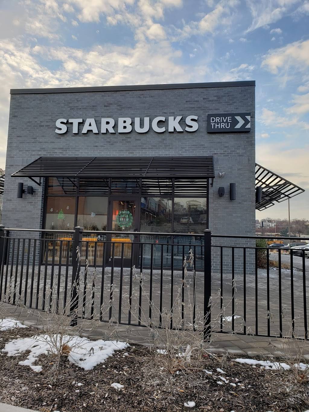 Starbucks | cafe | 143 Passaic Ave, Kearny, NJ 07032, USA | 2019911999 OR +1 201-991-1999
