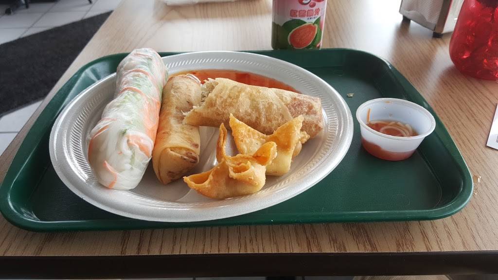 My Lees Egg Roll House | restaurant | 305 N Richmond St, Appleton, WI 54911, USA | 9202574992 OR +1 920-257-4992