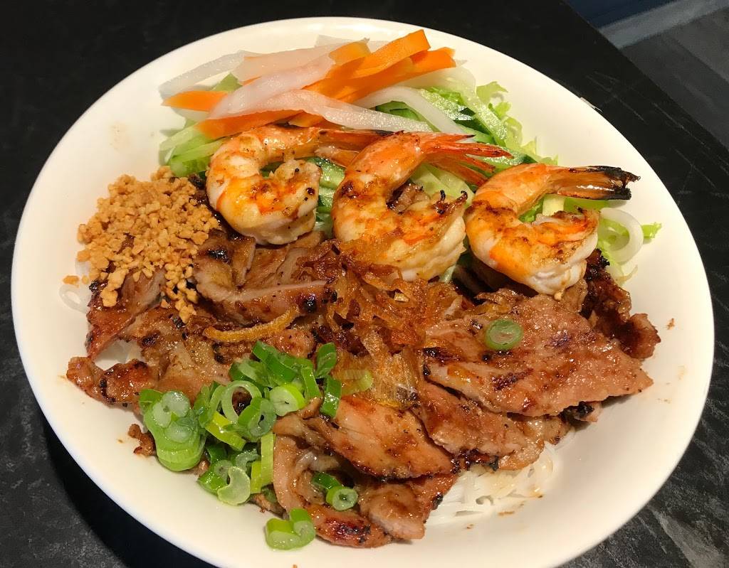 Pho Tai | restaurant | 151 CA-92, Hayward, CA 94544, USA | 5108875520 OR +1 510-887-5520