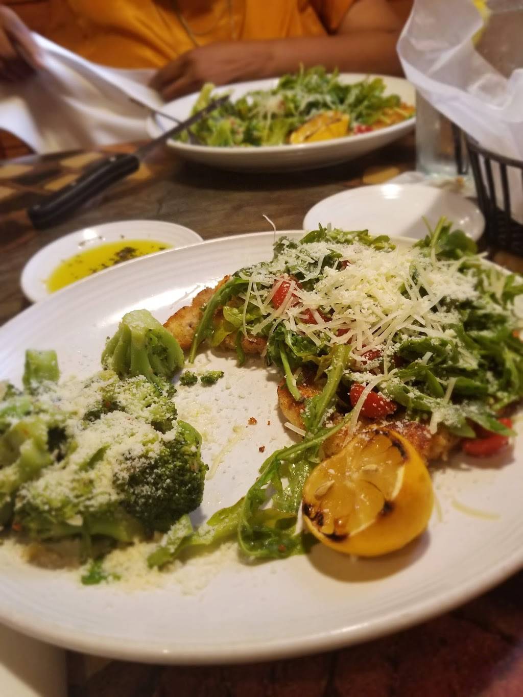 Carrabbas Italian Grill | restaurant | 3194 Atlanta Hwy, Athens, GA 30606, USA | 7065469938 OR +1 706-546-9938