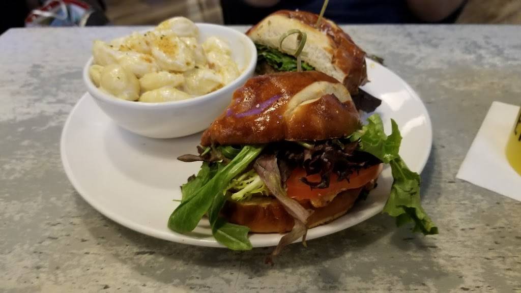 Dish Society | restaurant | 12525 Memorial Dr #145, Houston, TX 77024, USA | 7134673474 OR +1 713-467-3474