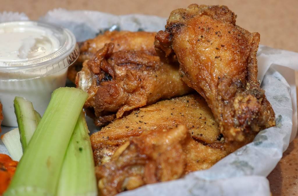 Scottini’s Sports Bar and Grille | restaurant | 7604 Reading Rd, Cincinnati, OH 45237, USA | 5137610245 OR +1 513-761-0245