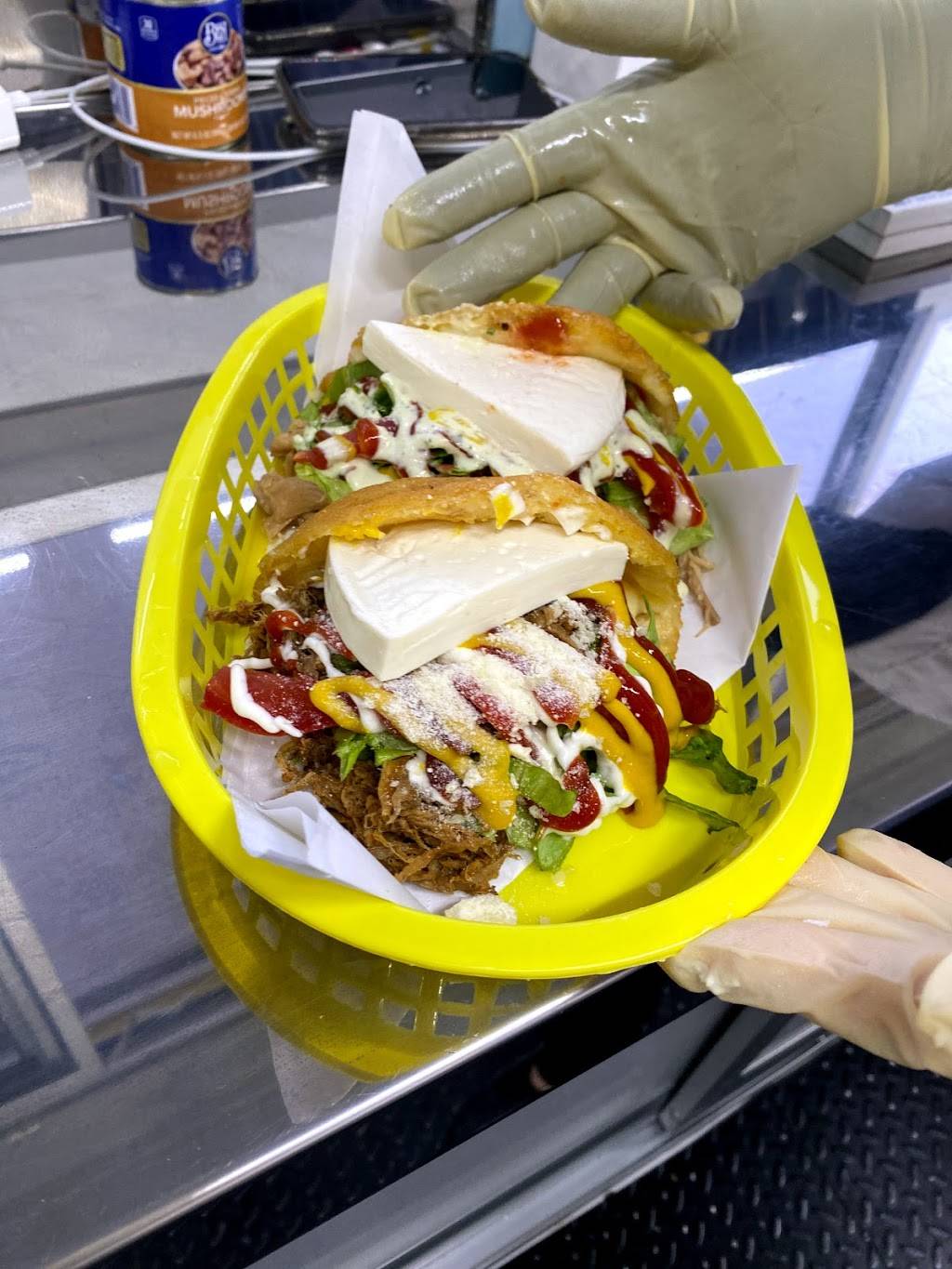 Criollo bistro | restaurant | 24600 Gosling Rd, Spring, TX 77389, USA | 3463801023 OR +1 346-380-1023