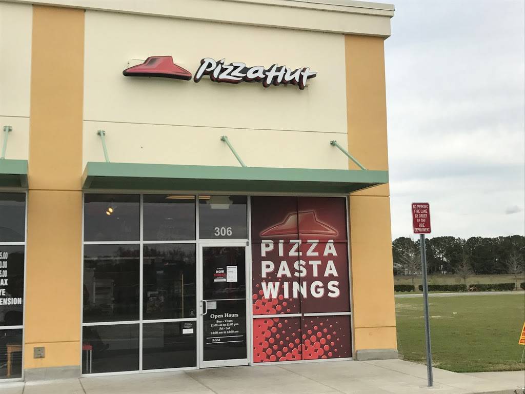 Pizza Hut | restaurant | 2785 NW 49th Ave #16, Ocala, FL 34475, USA | 3525099700 OR +1 352-509-9700