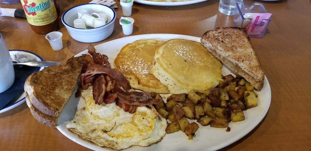 Cove Mountain Bar & Grill | restaurant | 1609 State Road, Duncannon, PA 17020, USA | 7178534030 OR +1 717-853-4030