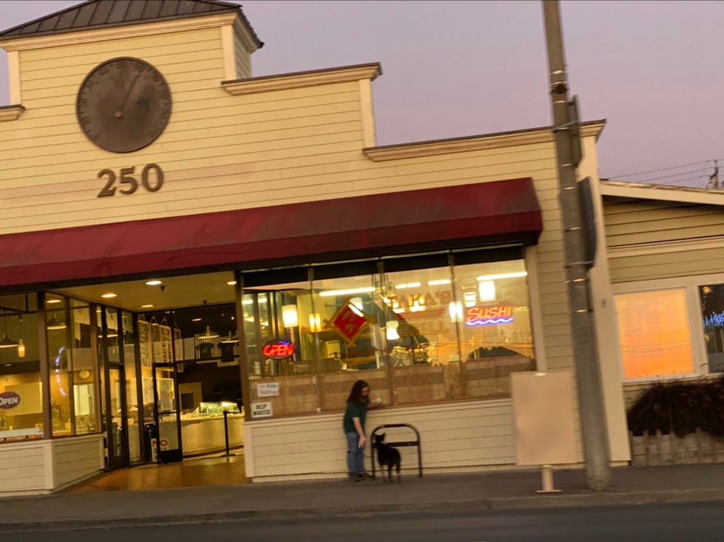 Takas Grill | restaurant | 250 N Main St A, Fort Bragg, CA 95437, USA | 7079645204 OR +1 707-964-5204