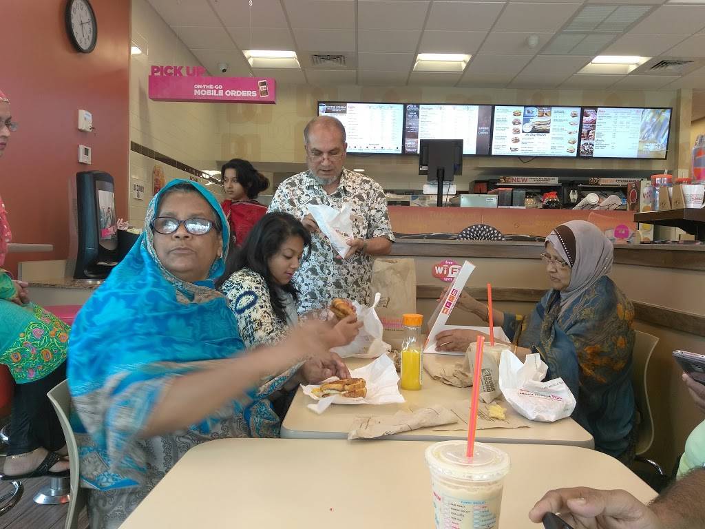 Dunkin | bakery | 1814 Campbell Dr, Homestead, FL 33033, USA | 7863497501 OR +1 786-349-7501