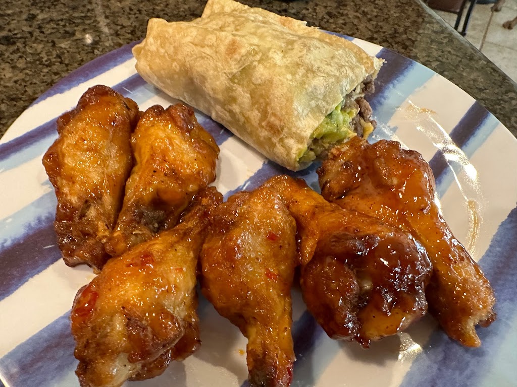 Koozies Sports Bar and Grill | restaurant | 8190 Barker Cypress Rd #300, Cypress, TX 77433, USA | 2818153121 OR +1 281-815-3121