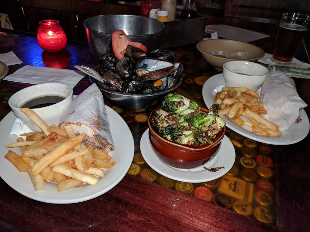 Cadieux Cafe | restaurant | 4300 Cadieux Rd, Detroit, MI 48224, USA | 3138828560 OR +1 313-882-8560