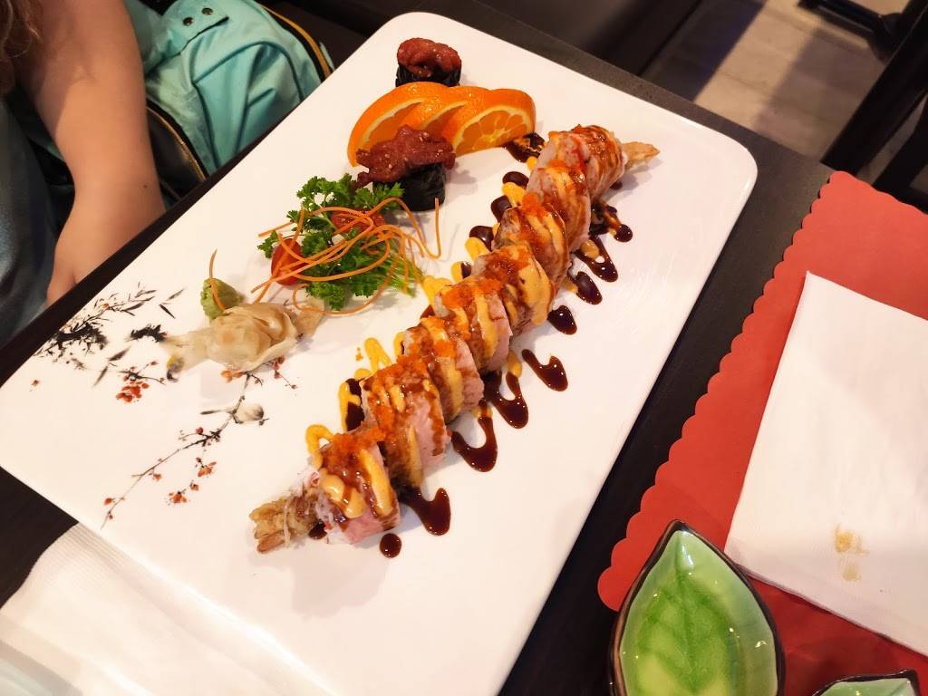 Yanagi Sushi | restaurant | 6428 N U.S. Hwy 41, Apollo Beach, FL 33572, USA | 8132139369 OR +1 813-213-9369