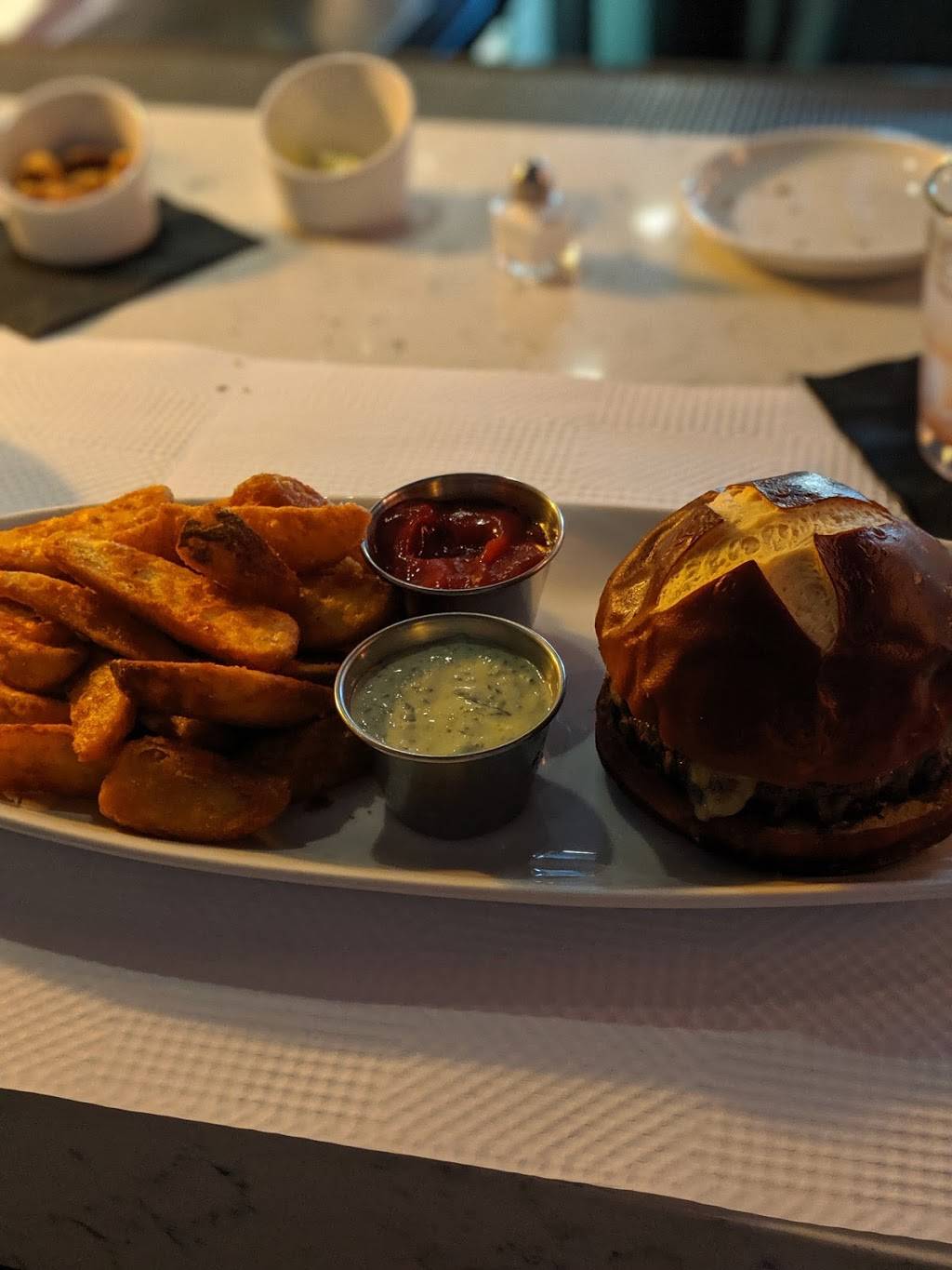 Noco | restaurant | 429 N Country Rd, St James, NY 11780, USA | 6312509600 OR +1 631-250-9600