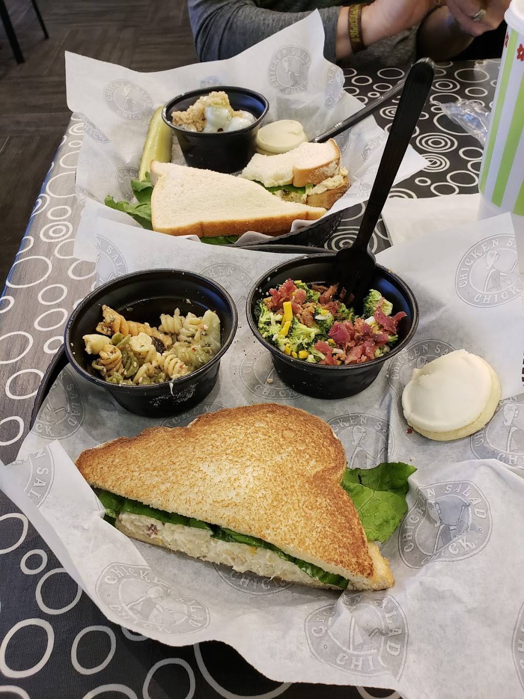 Chicken Salad Chick | restaurant | 2511 Airport Thruway C, Columbus, GA 31904, USA | 7069792461 OR +1 706-979-2461