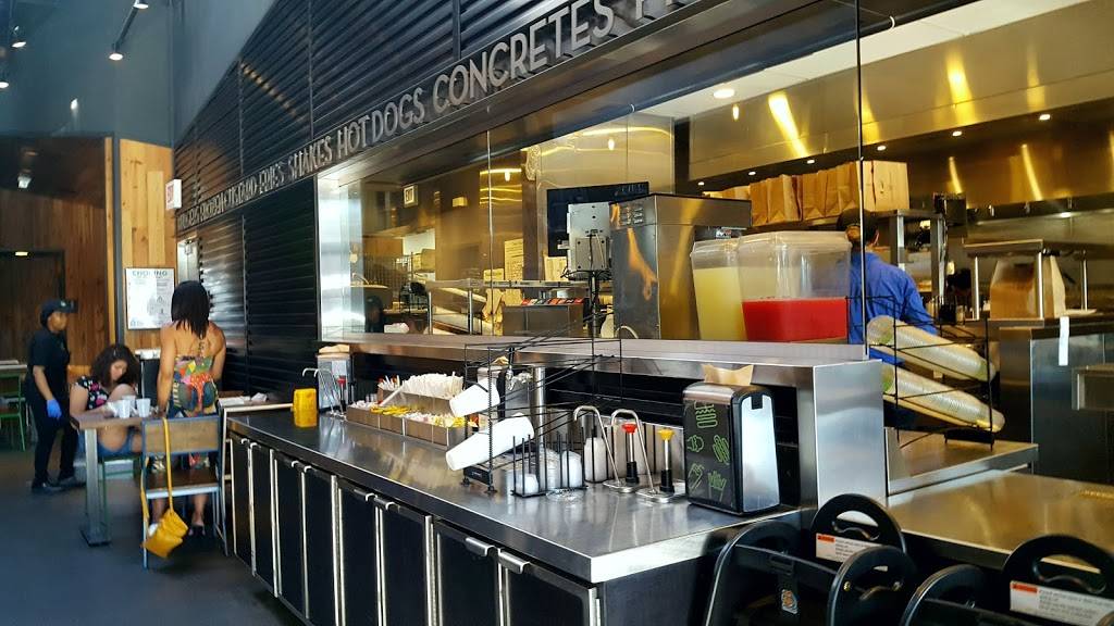 Shake Shack | restaurant | 185 N Morgan St, Chicago, IL 60607, USA | 3128008926 OR +1 312-800-8926