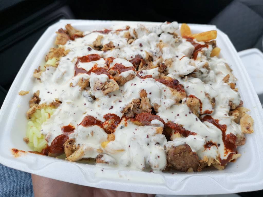 Osmows Airport Road | restaurant | 6795 Airport Rd A3, Mississauga, ON L4V 1E6, Canada | 9056788282 OR +1 905-678-8282