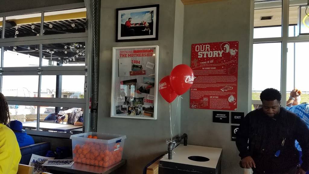 Raising Canes Chicken Fingers | meal takeaway | 100 North Farm to Market 548, Forney, TX 75126, USA | 9725525512 OR +1 972-552-5512