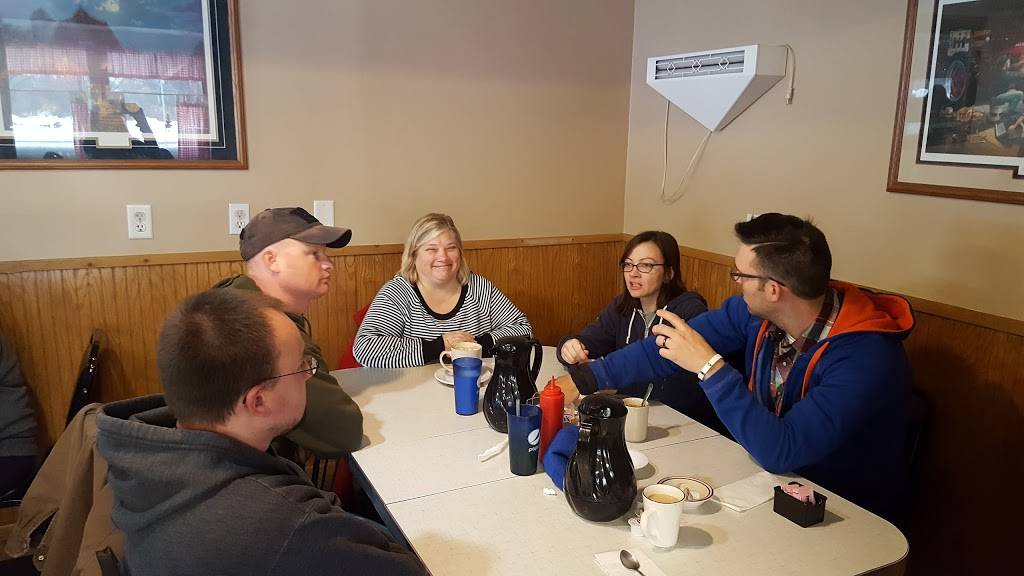 Farm House Cafe | restaurant | 409 US-71, Clarissa, MN 56440, USA | 2187562266 OR +1 218-756-2266