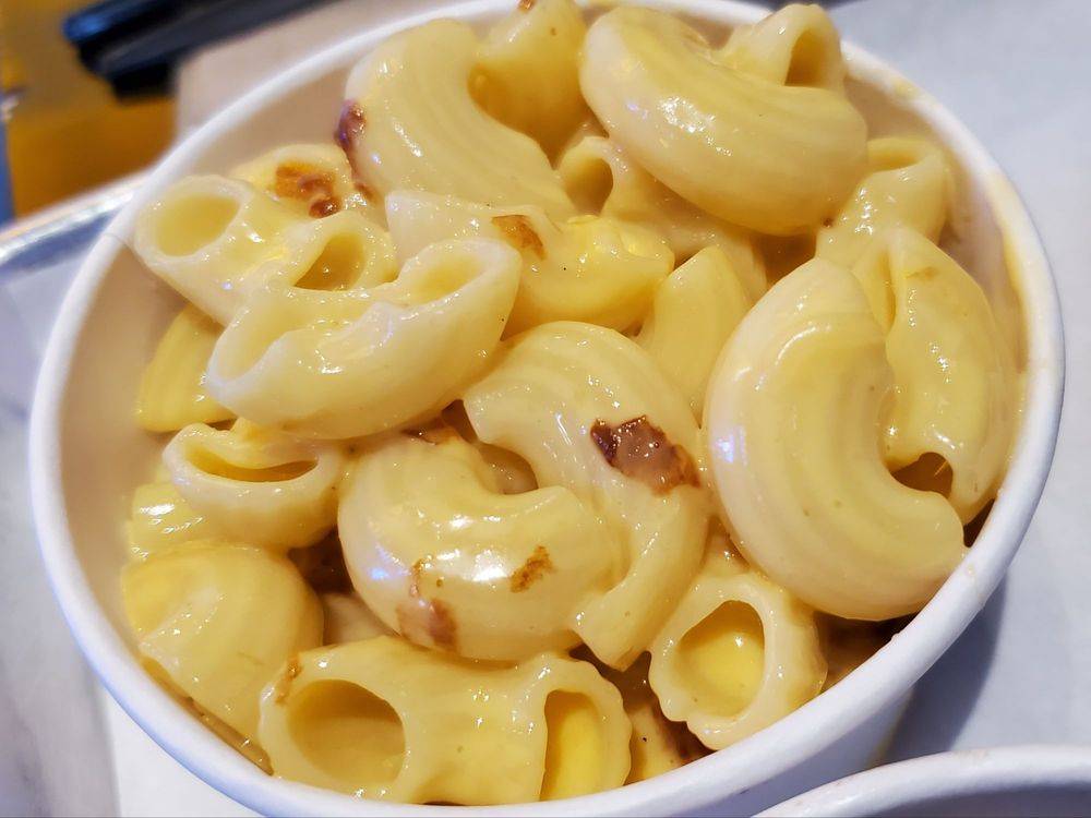 101 BBQ Hut | restaurant | 1610 Thousand Oaks Blvd Suite C, Thousand Oaks, CA 91360, USA | 8053714555 OR +1 805-371-4555