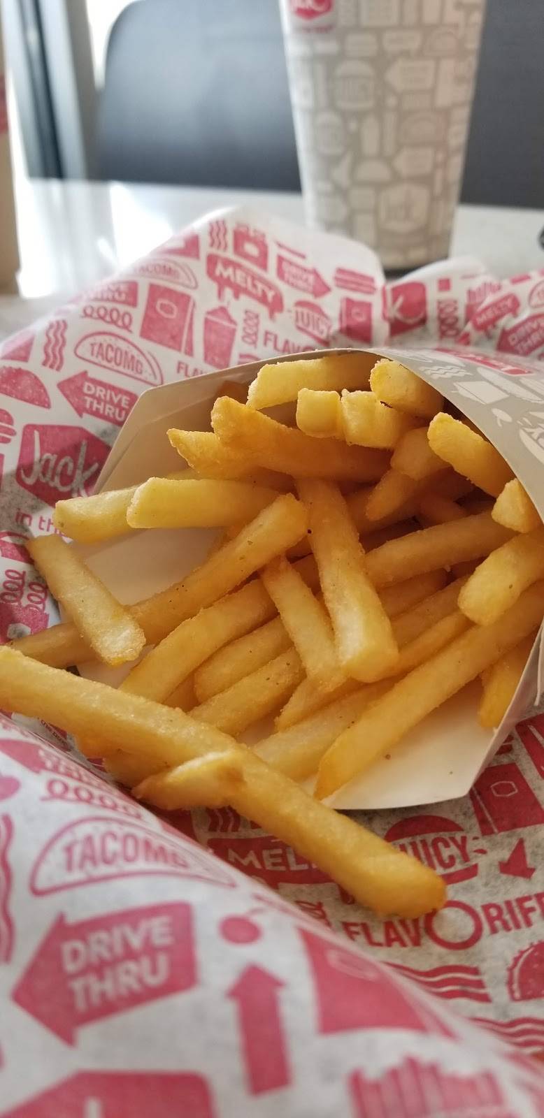 Jack in the Box | restaurant | 3653 E Highland Ave, Highland, CA 92346, USA | 9098640466 OR +1 909-864-0466