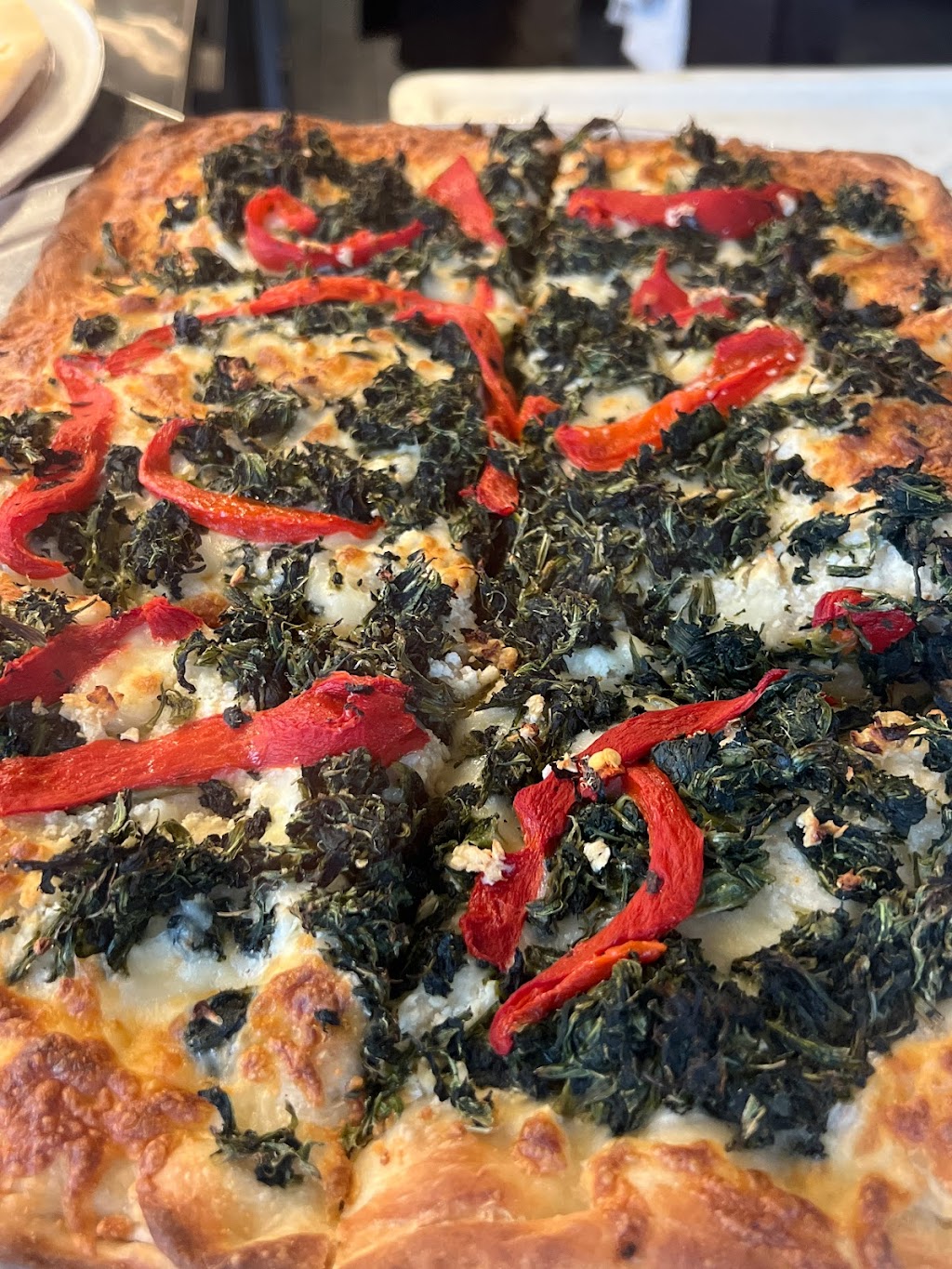 Revere Beach Pizzeria: New York Style Slice | restaurant | 180 Shirley Ave, Revere, MA 02151, USA | 7816293438 OR +1 781-629-3438