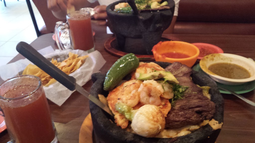 Reyes Mexican Grill and Bar | restaurant | 2019 MS-15, Laurel, MS 39440, USA | 6016490908 OR +1 601-649-0908