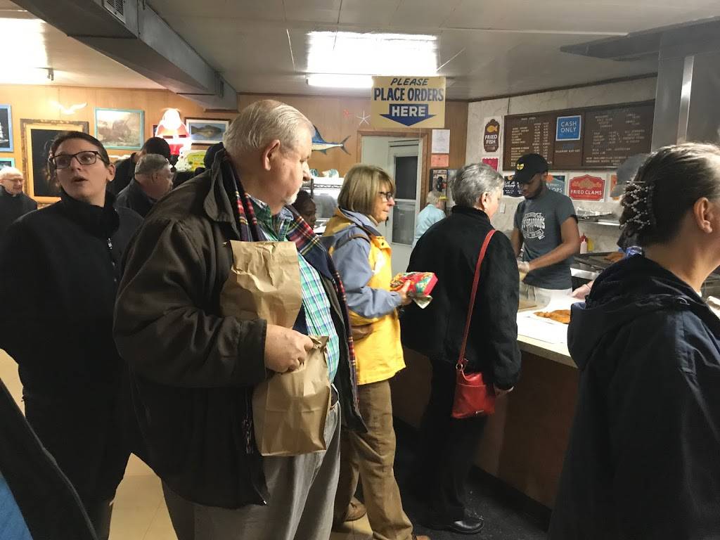 CJ’s Seafoods | meal takeaway | 2012 Teall Ave, Syracuse, NY 13206, USA | 3154639390 OR +1 315-463-9390