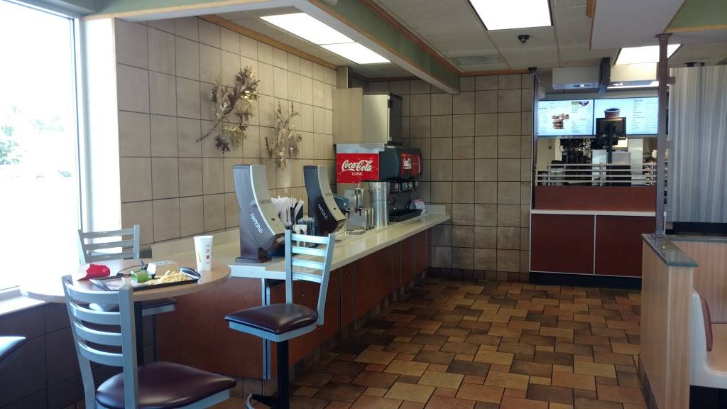 McDonalds | cafe | 5301 Pearl Rd, Parma, OH 44129, USA | 2164590480 OR +1 216-459-0480