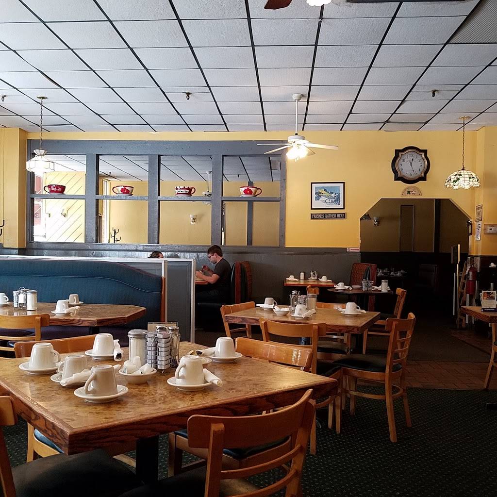 Swedish Pancake House | restaurant | North Towne Mall Shopping Center, 3601 N Main St, Rockford, IL 61103, USA | 8156376922 OR +1 815-637-6922