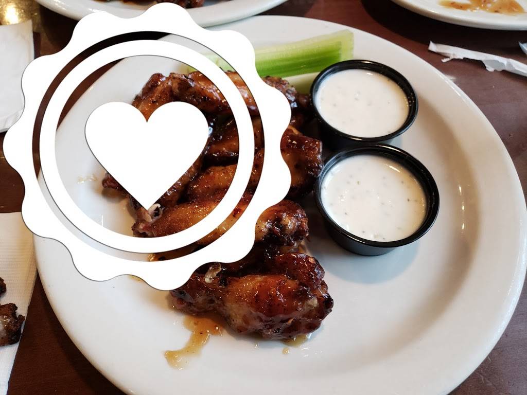 Chickys Pizza Pub | restaurant | 201 N Market St, Wilmington, DE 19801, USA | 3026608787 OR +1 302-660-8787