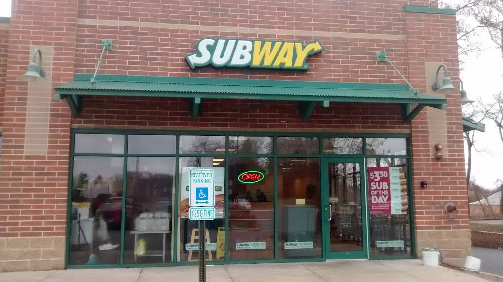 Subway Restaurants | restaurant | 2662 Washington St Unit A, Waukegan, IL 60085, USA | 8477827102 OR +1 847-782-7102