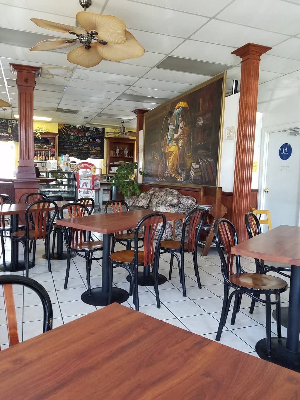 Christinas Coffee Shop | cafe | 219 W Canal Dr, Turlock, CA 95380, USA | 2096569002 OR +1 209-656-9002