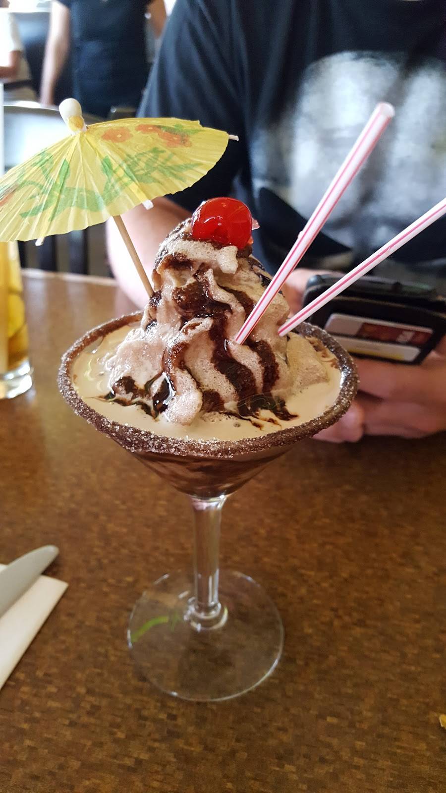 Lemongrass Restaurant | restaurant | 1300 Garth St #1, Hamilton, ON L9C 4L7, Canada | 9055743932 OR +1 905-574-3932