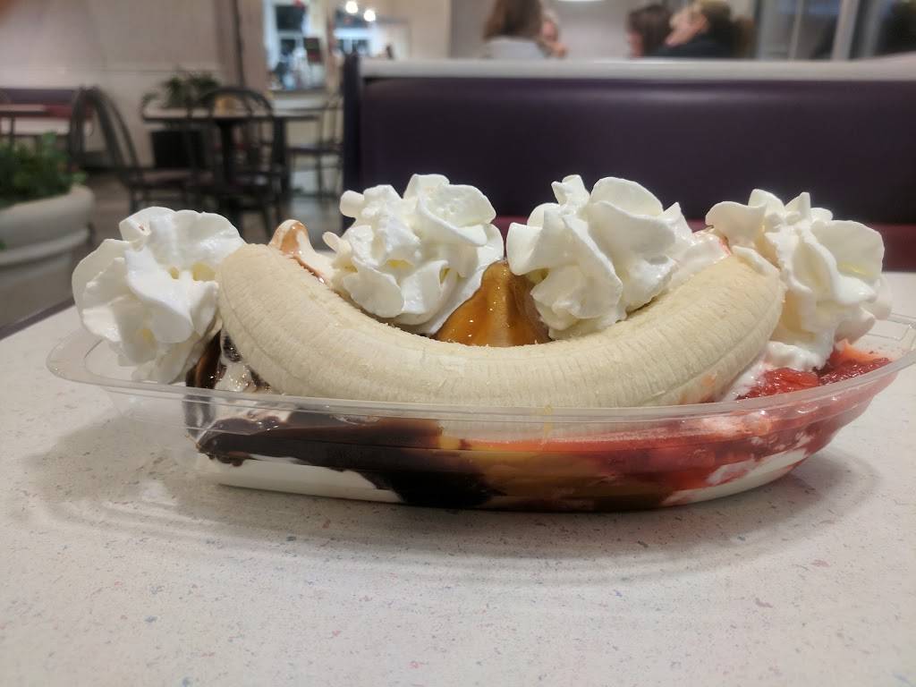 Ninas Custard | restaurant | 2577 Millersport Hwy, Getzville, NY 14068, USA | 7166360345 OR +1 716-636-0345