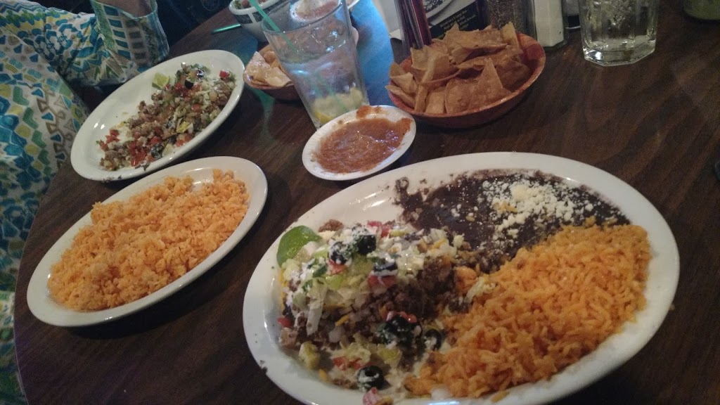 Fleegs Riverside Road House | restaurant | 44368 309th St, Mission Hill, SD 57046, USA | 6056659749 OR +1 605-665-9749