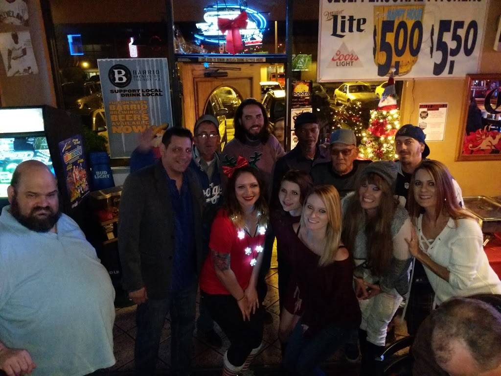 Salty Dawg II | restaurant | 6121 E Broadway Blvd, Tucson, AZ 85711, USA | 5207903294 OR +1 520-790-3294