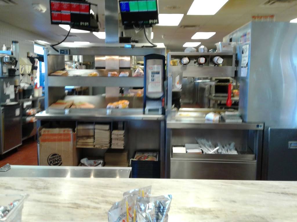 Burger King | restaurant | 18815 Hall Rd, Macomb, MI 48044, USA | 5862635777 OR +1 586-263-5777