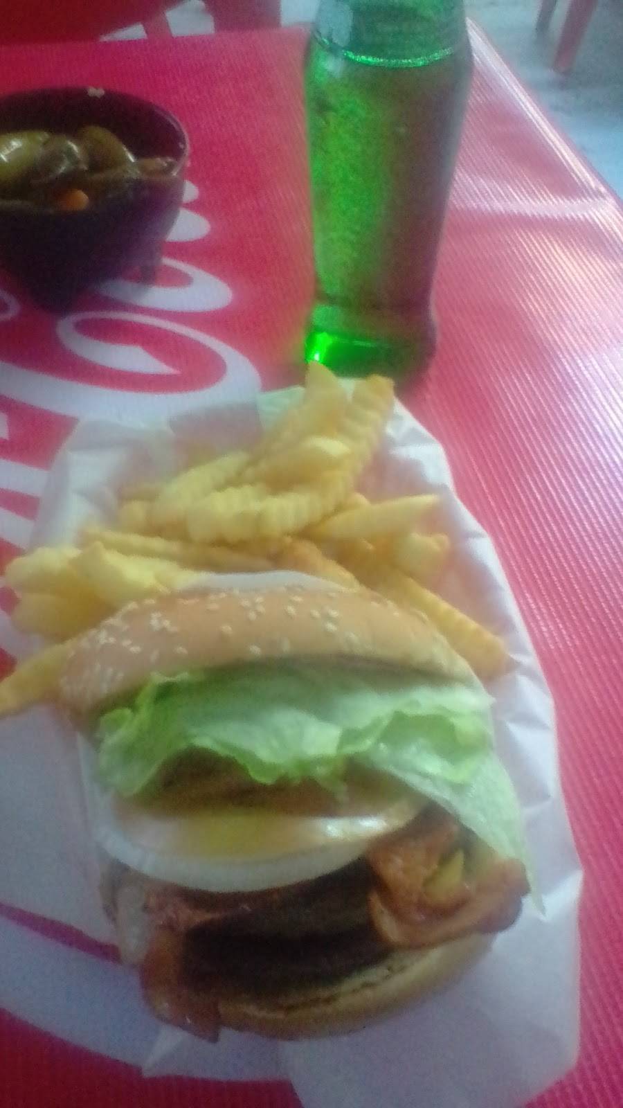 Hamburguesas Tom | restaurant | Paseo José María Morelos y Pavón 877, Industrial, 21430 Tecate, B.C., Mexico | 016651216987 OR +52 665 121 6987