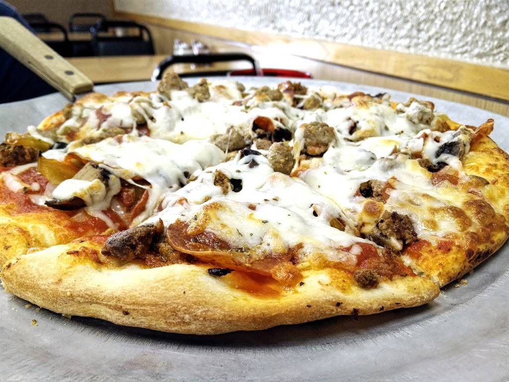 Pizza Stop | restaurant | 2231 Bel Pre Rd, Silver Spring, MD 20906, USA | 3015983200 OR +1 301-598-3200