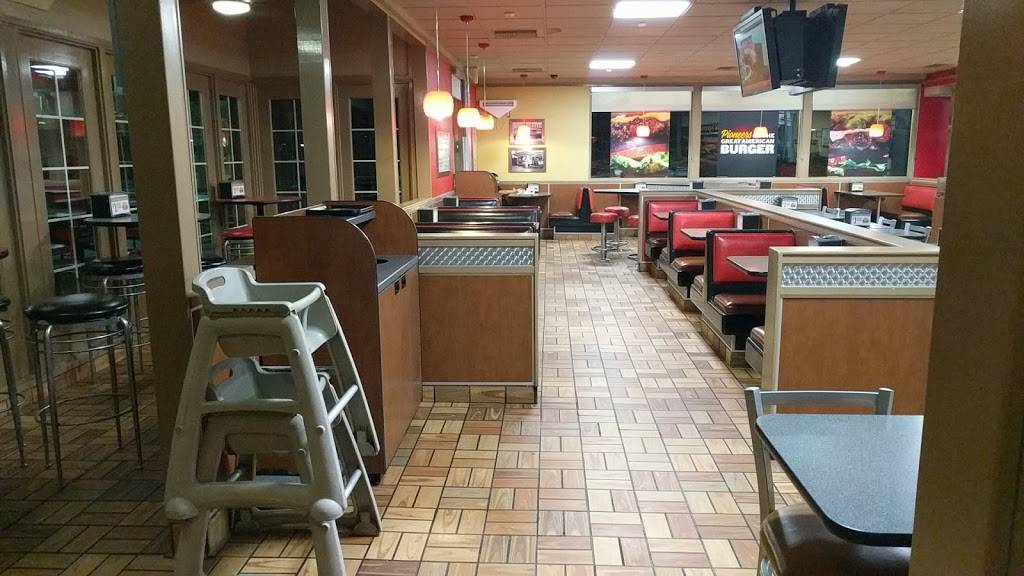 Carls Jr. | restaurant | 23740 Temescal Canyon Rd, Corona, CA 92883, USA | 9512772619 OR +1 951-277-2619