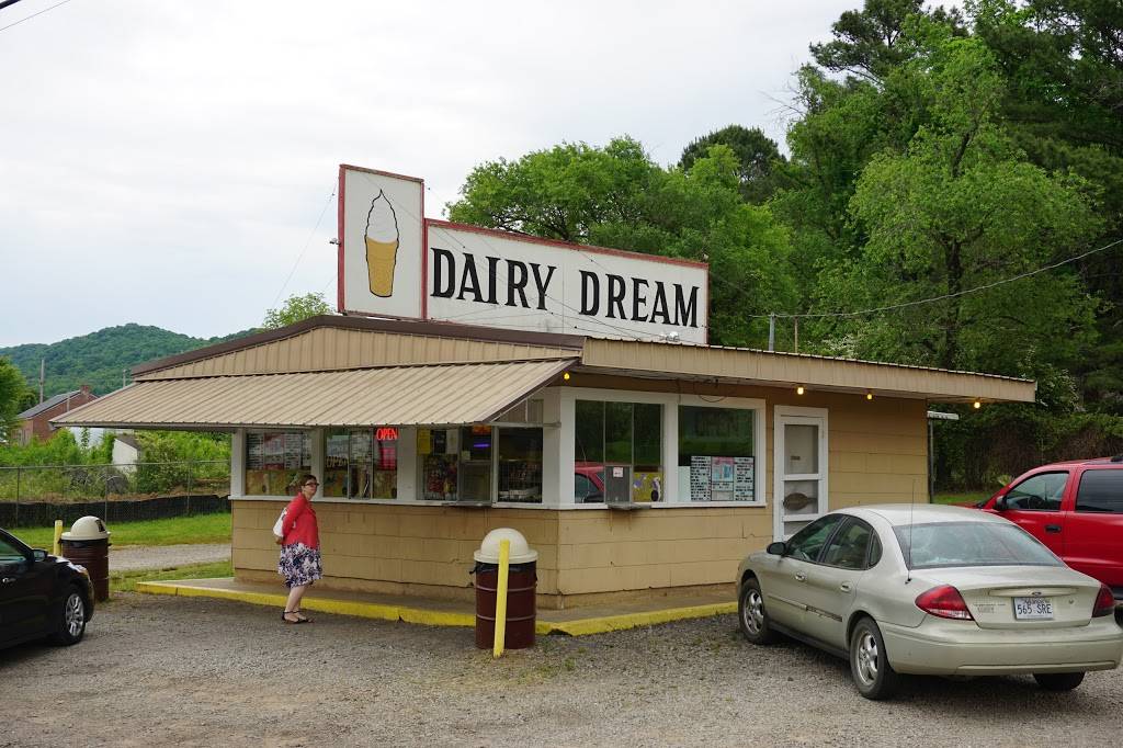 Dairy Dream | restaurant | 1600 US-71, Mountainburg, AR 72946, USA | 4793692295 OR +1 479-369-2295