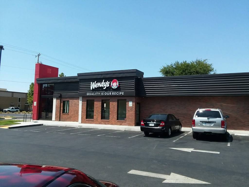 Wendys | restaurant | 5943 Pacheco Blvd, Pacheco, CA 94553, USA | 9256862790 OR +1 925-686-2790